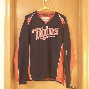 COPY - Tailgate special MN Twins Pull over Mens Large